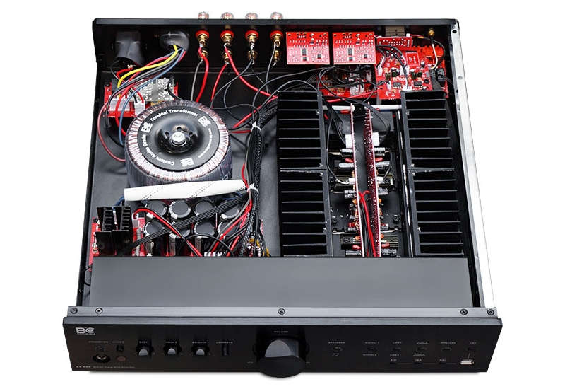 EX-242 Amplificatore integrato